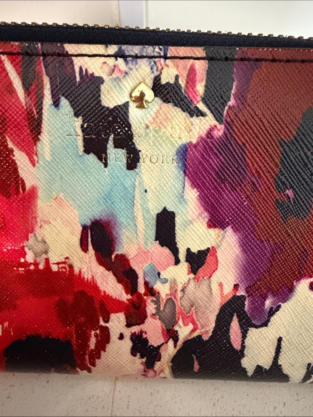 Kate Spade Storybook Floral Abstract Zip Wallet in Red, Pink, Black - Picture 2 of 9